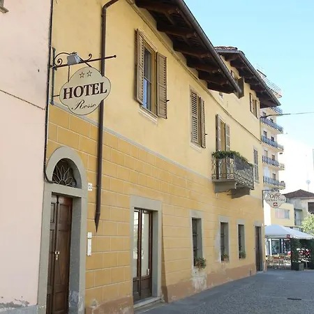 Rosso Hotel 2*